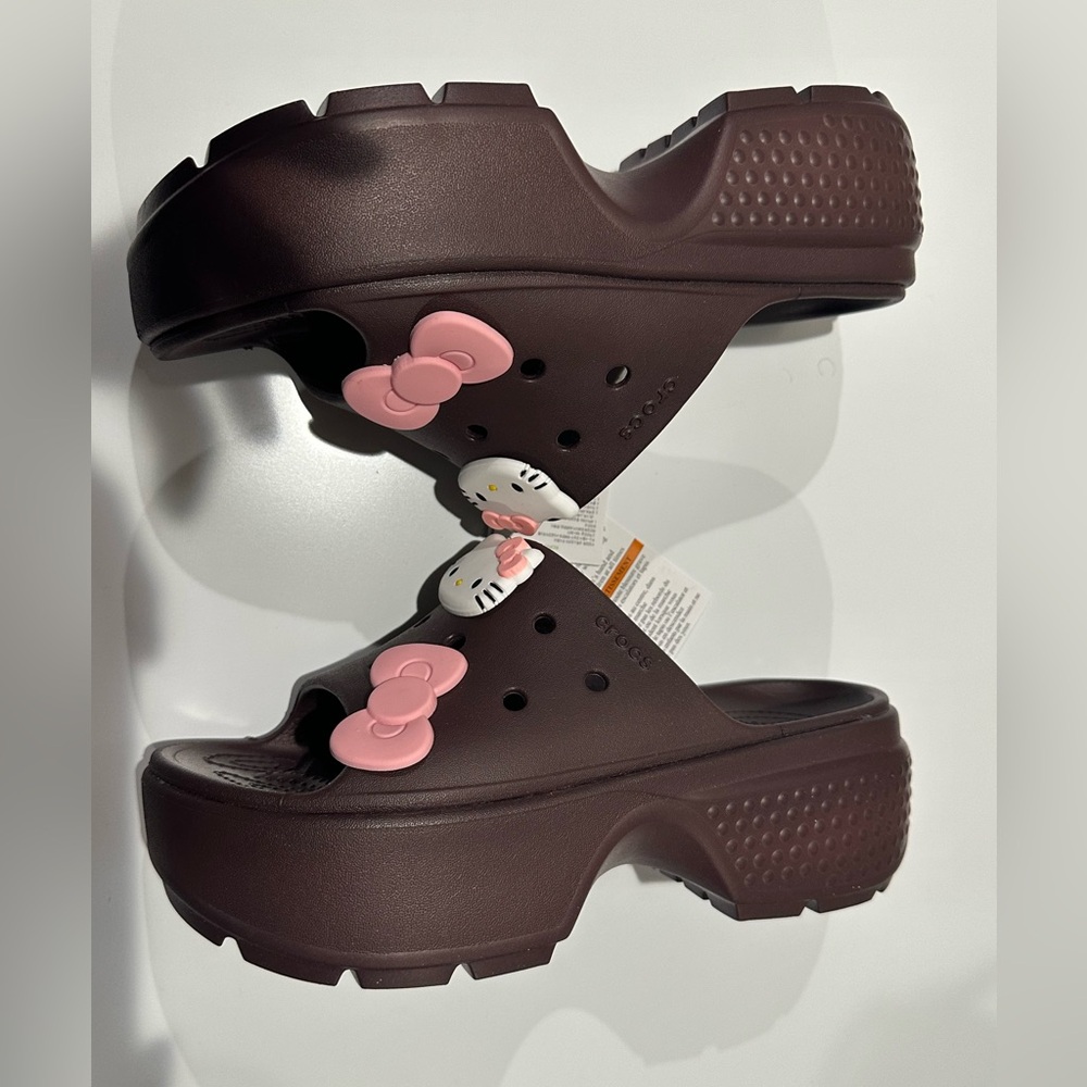CROCS Brown Sandals with Pink Accents - Picture 11 of 11